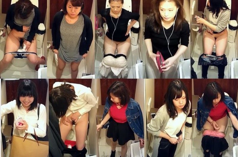 有名デパートのトイレにいる美少女4